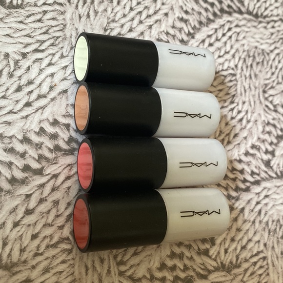 * Super RARE * MAC Tinted Lip Conditioners Bundle * NEW - Picture 3 of 3
